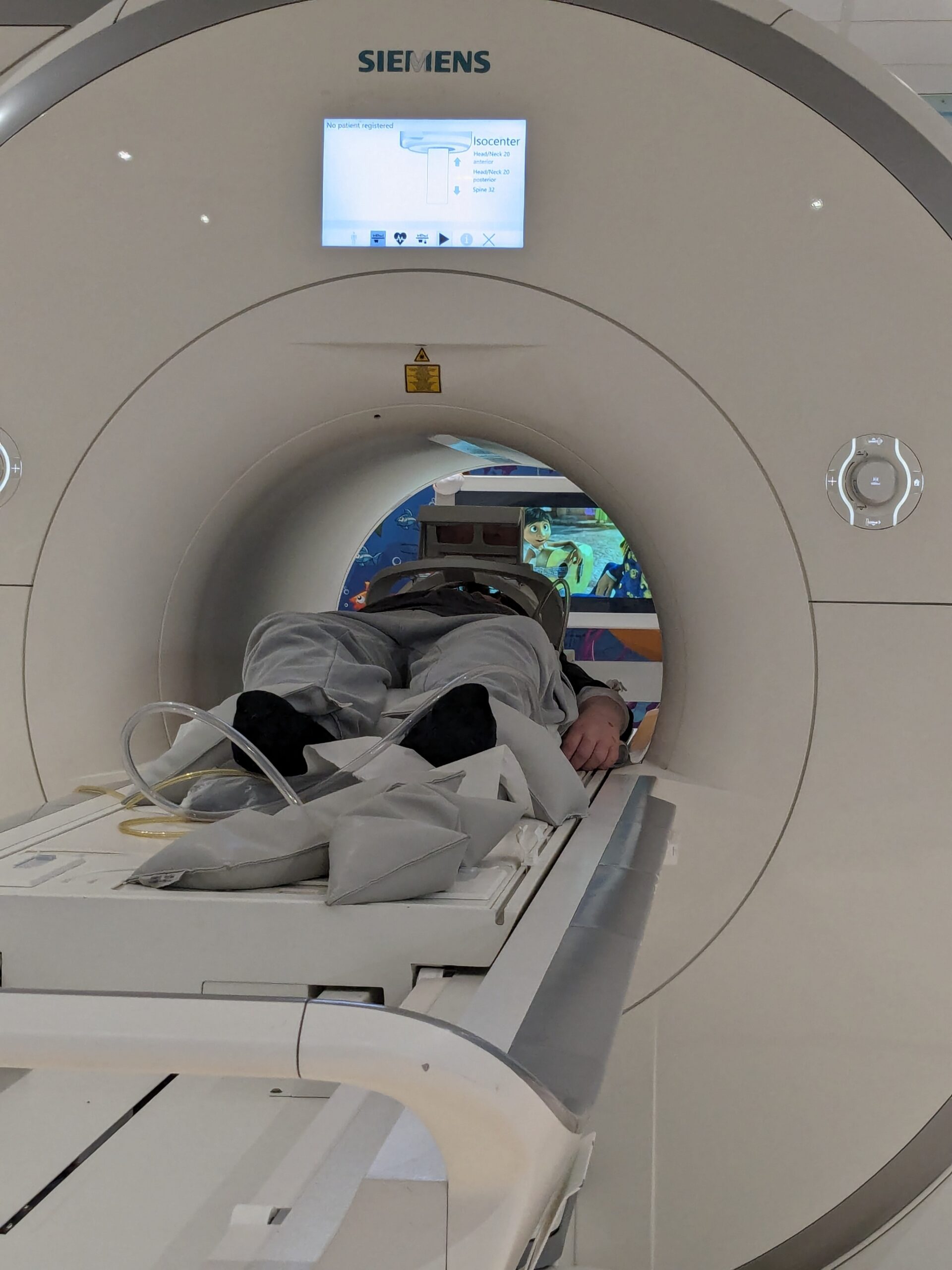 Movies in MRI thanks to Glasgow Children’s Hospital Charity