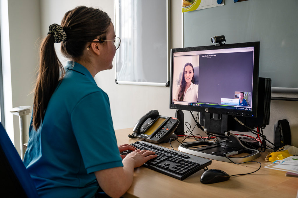 Patients encouraged to ask about virtual consultations - NHSGGC